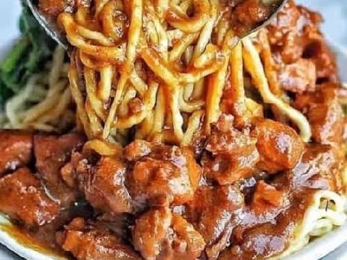Mie Ayam Barokah: Rasa yang Menggoda di Jeruklegi